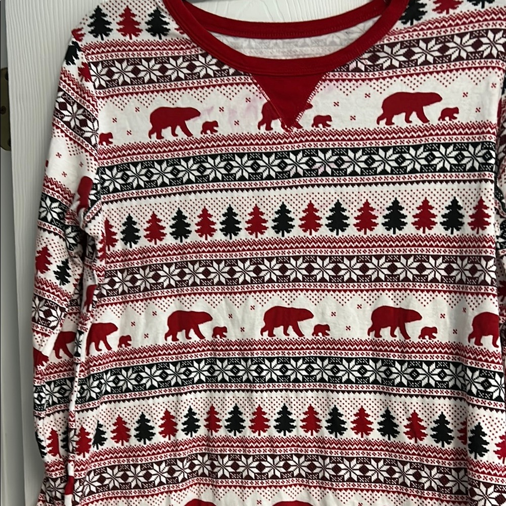 Wondershop by Target Red, Black, and White Bear Print Pajamas. - Picture 3 of 13